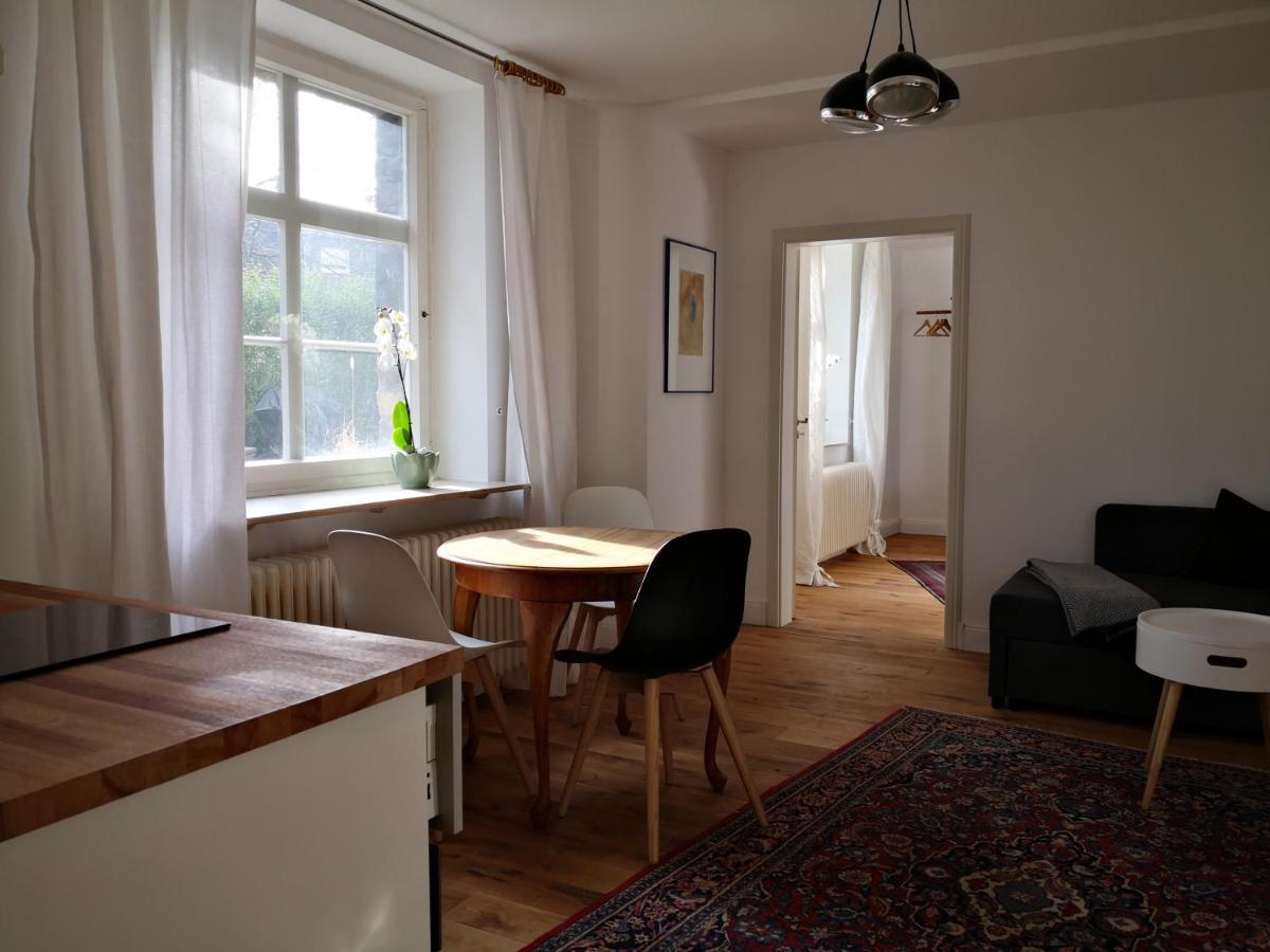 Fuenf Giebel Eck In Der Freiheit Am Ruhrtalradweg Wetter (Ruhr) Quarto foto