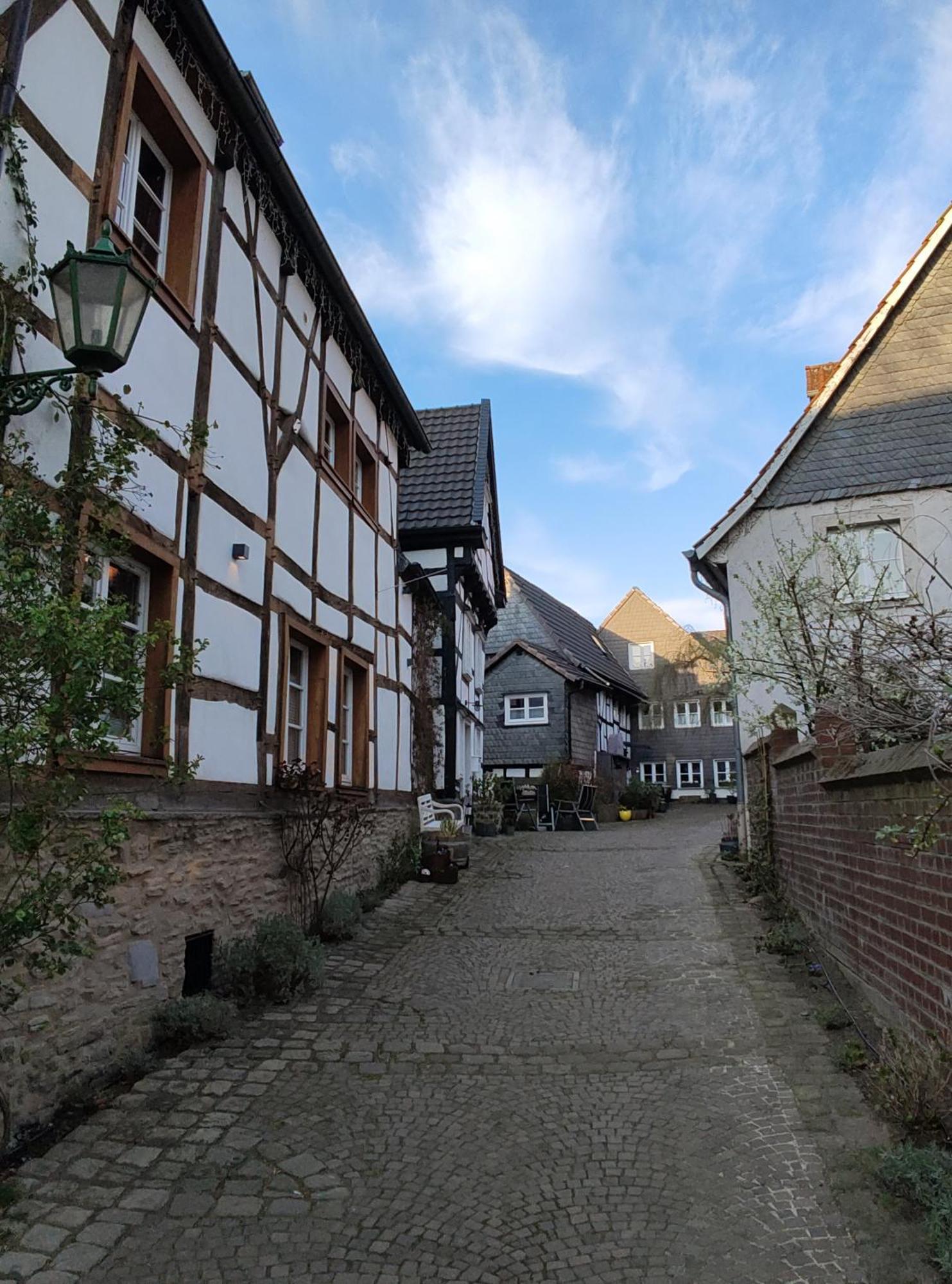 Fuenf Giebel Eck In Der Freiheit Am Ruhrtalradweg Wetter (Ruhr) Exterior foto