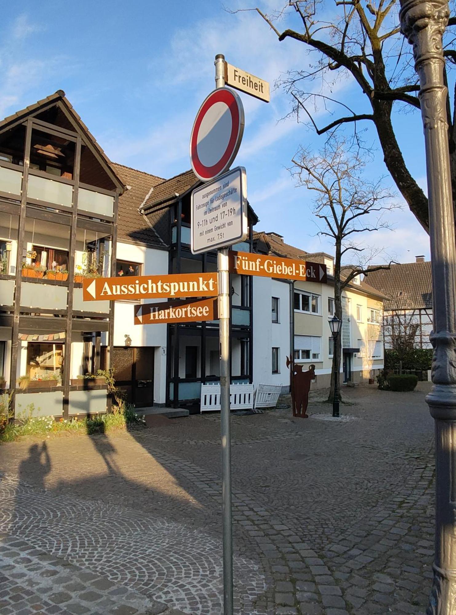 Fuenf Giebel Eck In Der Freiheit Am Ruhrtalradweg Wetter (Ruhr) Exterior foto