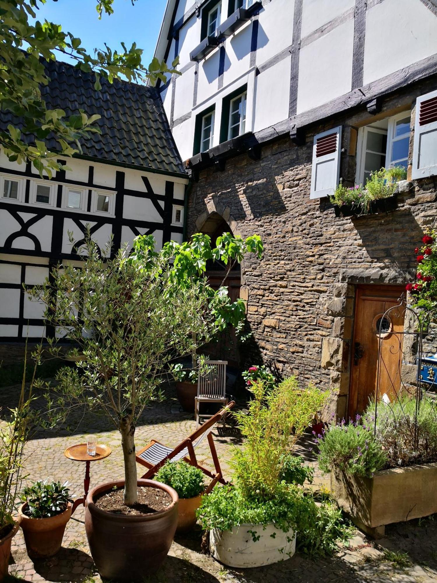 Fuenf Giebel Eck In Der Freiheit Am Ruhrtalradweg Wetter (Ruhr) Exterior foto